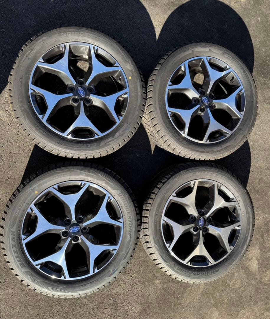 【SUBARU 】SJフォレスター純正18インチホイール　スタッドレスタイヤ