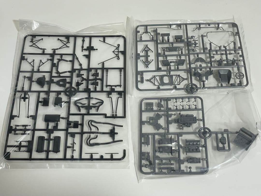 エブロ 1/20 ロブ ウォーカー チームロータス タイプ72C 1970