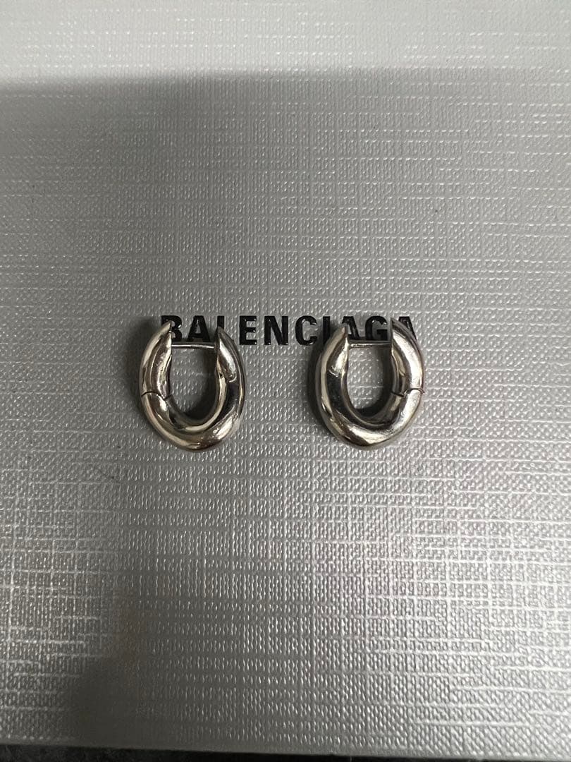 BALENCIAGA ピアス