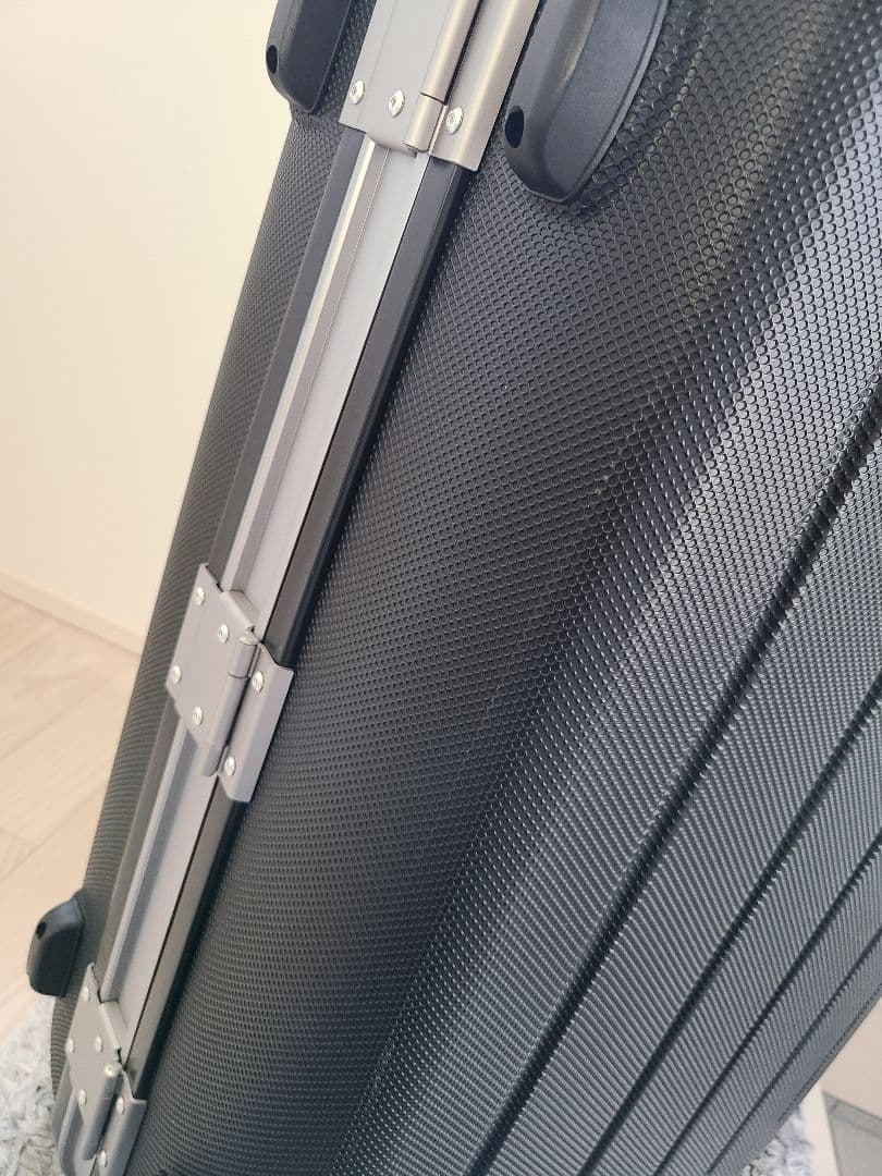 ブラックハード　キャリーケース