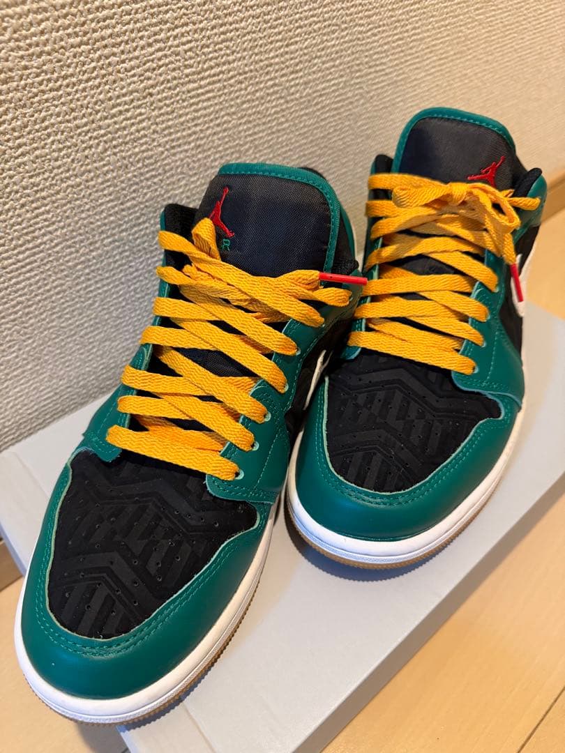 美品　エア ジョーダン 1 ロー SE AIR JORDAN 1 箱なし