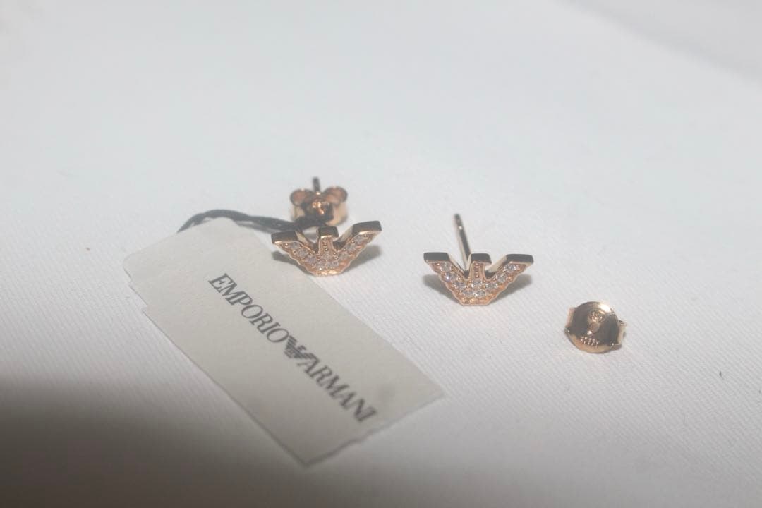 EMPORIO ARMANI エンブレムピアス 両耳