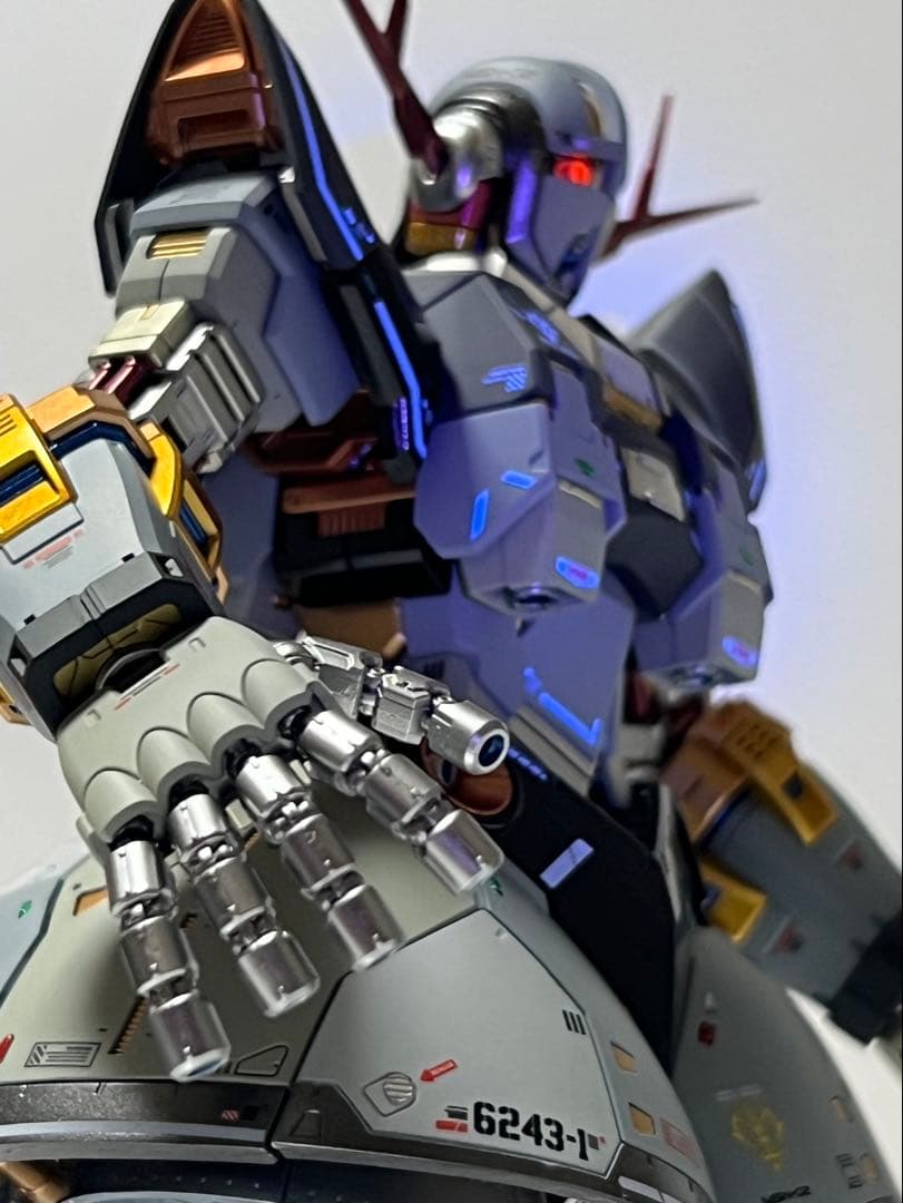 ガンプラ RG 1/144 ジオング 塗装完成品