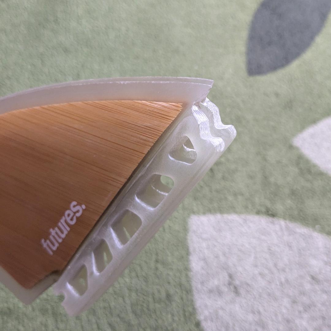 futures　FK2 バンブー ツインキールフィン日本限定モデル新品