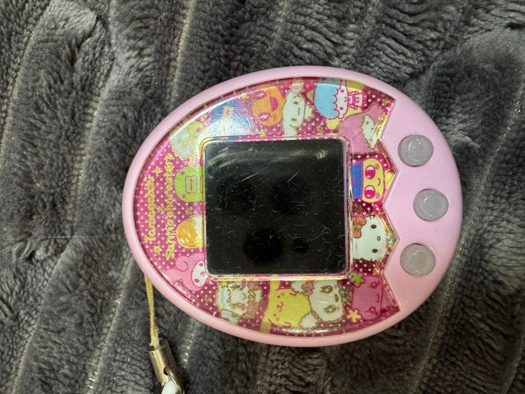 たまごっちみーつ　サンリオキャラクターストラップ付き