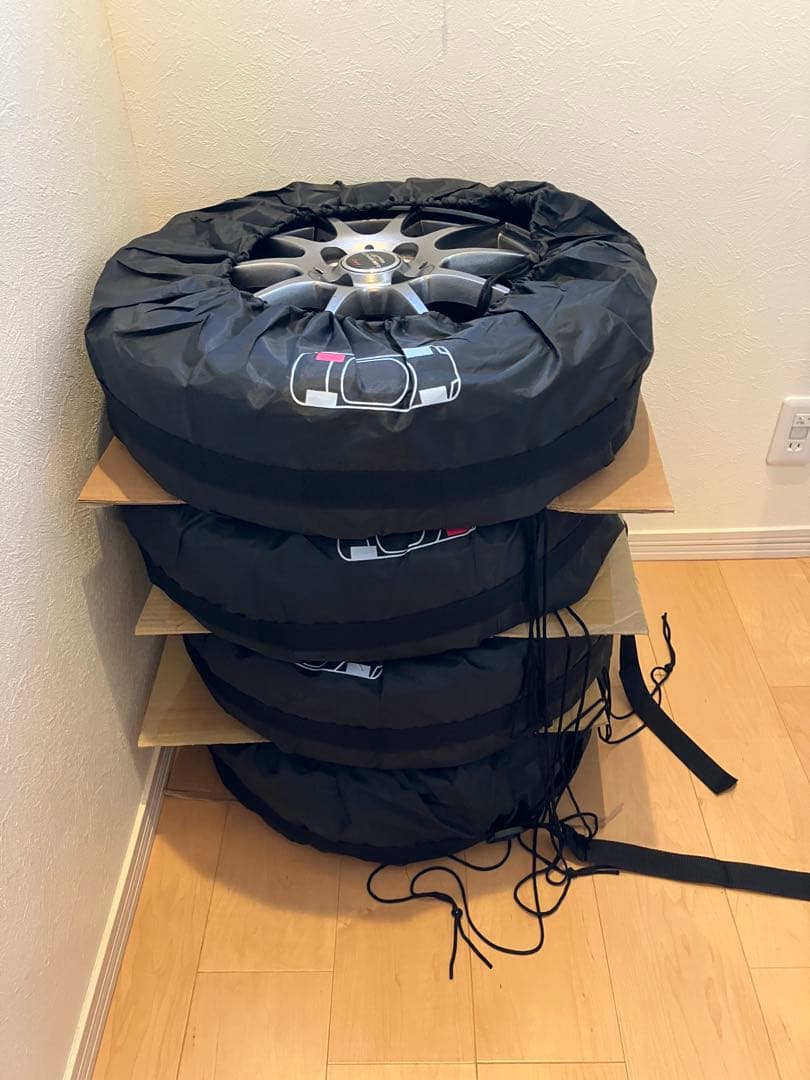 引き取り限定　N-BOX❄スタッドレス4本❄　ブリザック　タイヤカバー付