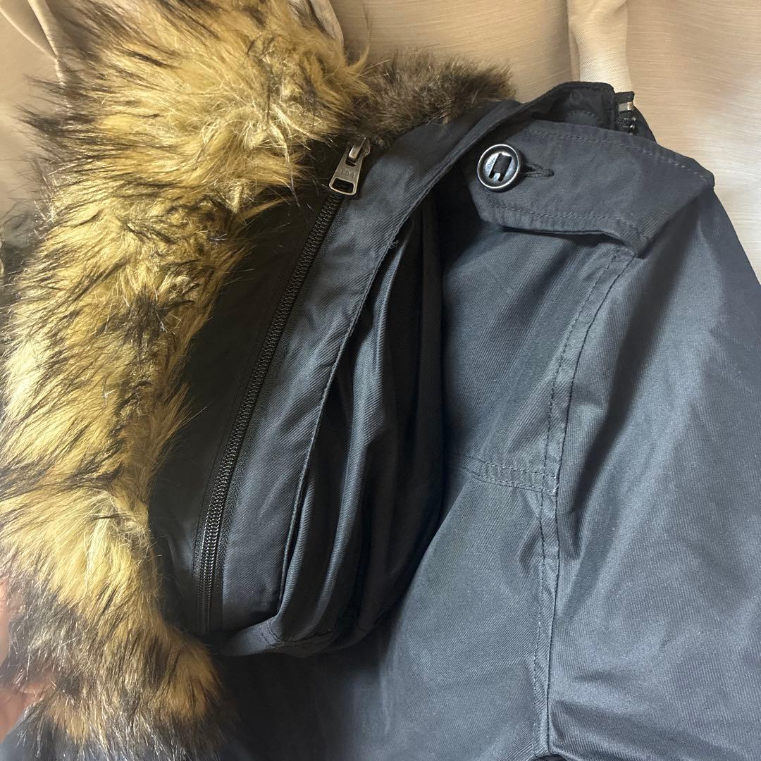 【極寒対応】・カナダ　トロントにて購入　Tna ブラック モッズコートM