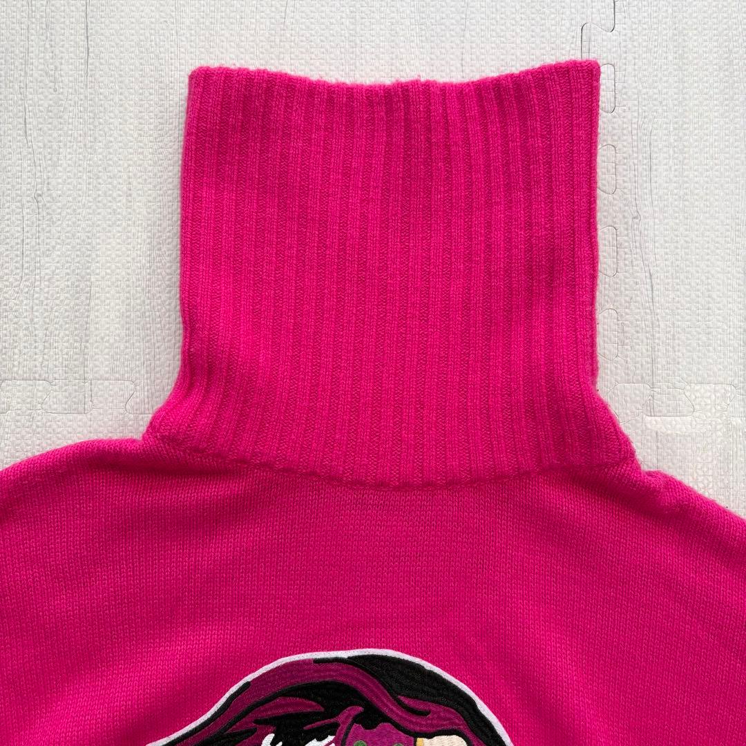 glamb ジョジョ ドッピオ タートルネック セーター ピンク