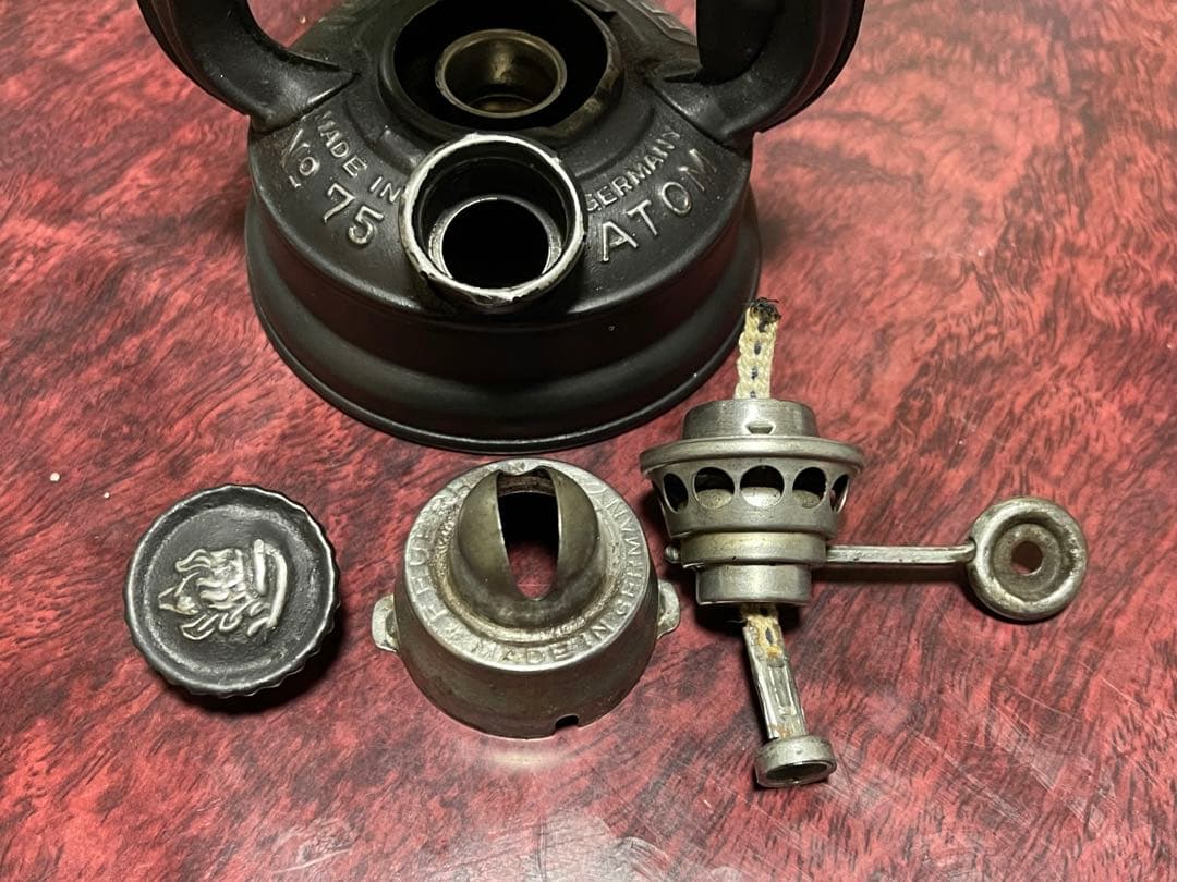 ライト・ランタン Feuerhand 75 Atom