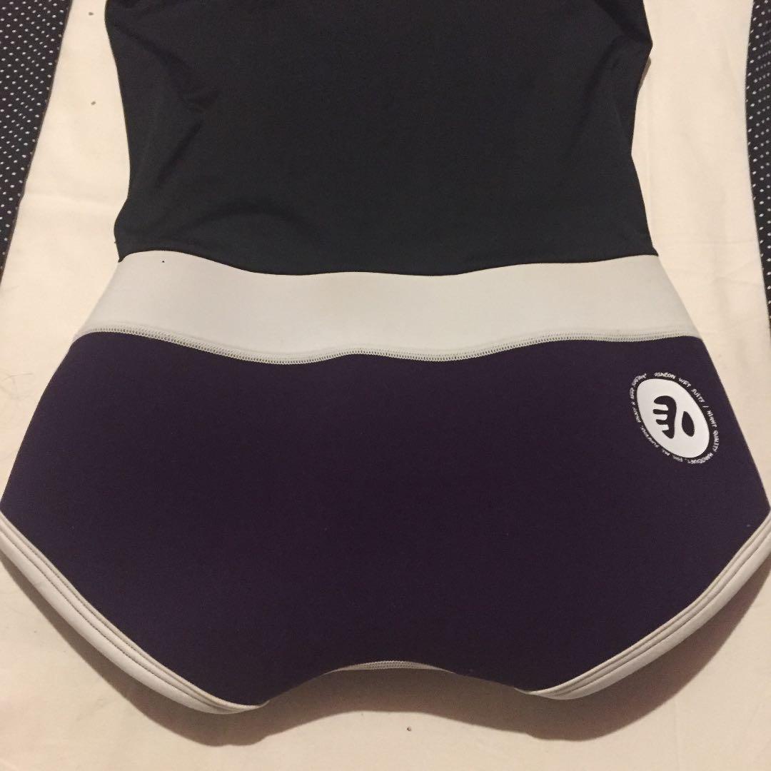 ウェットスーツ ラッシュガード 女性用 未使用品