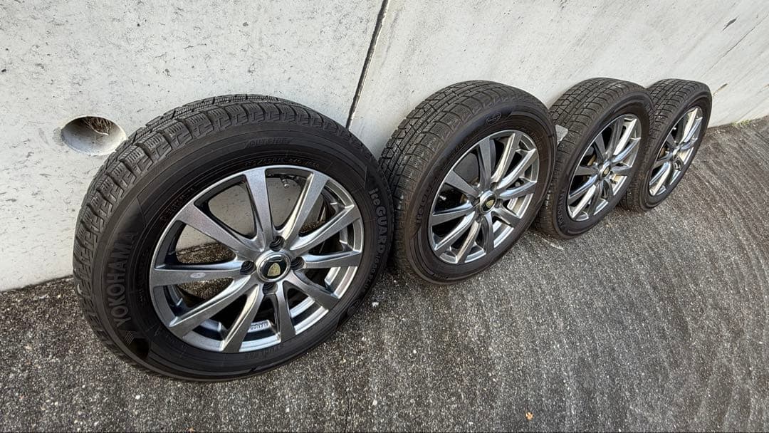 スタッドレス　ヨコハマ175/65R15 PCD100 15インチ　手渡しのみ