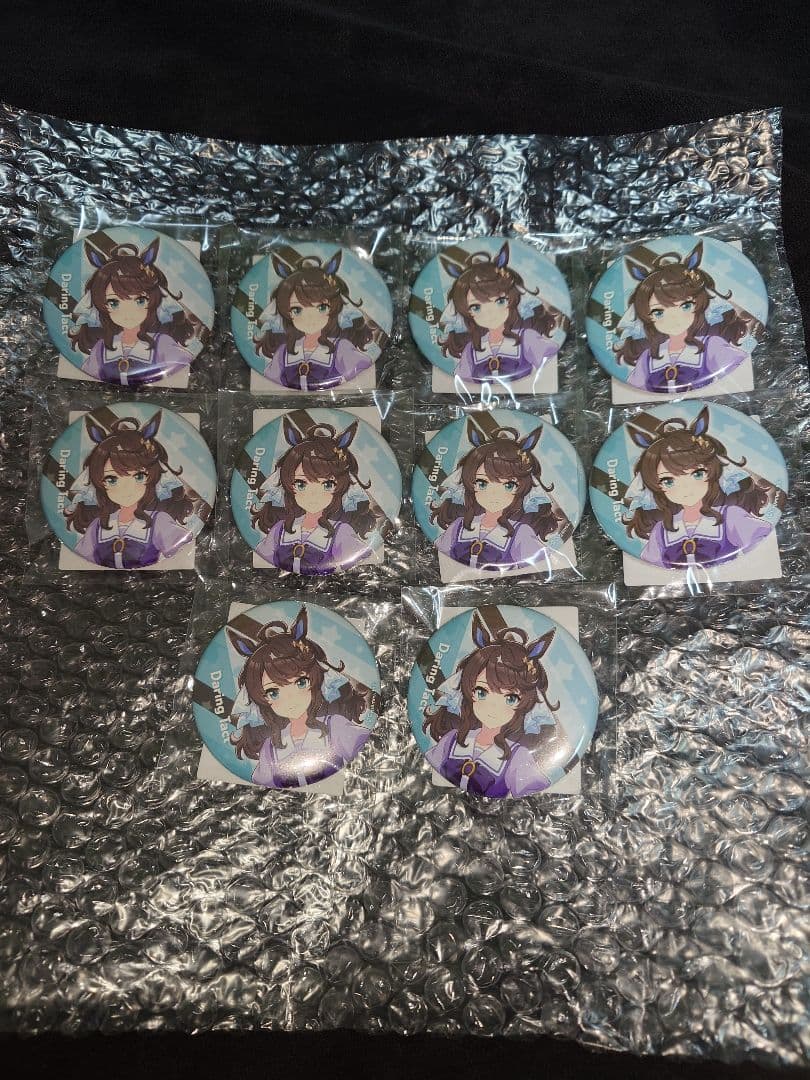 ウマ娘　公式缶バッジ　デアリングタクト　10点