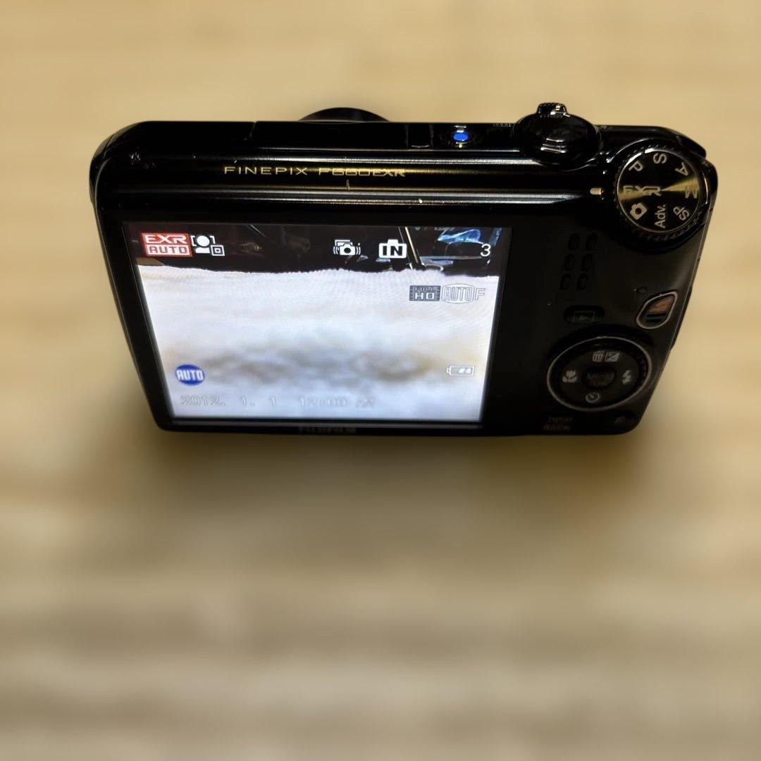 Fujifilm FINEPIX F200EXR コンパクトデジタルカメラ