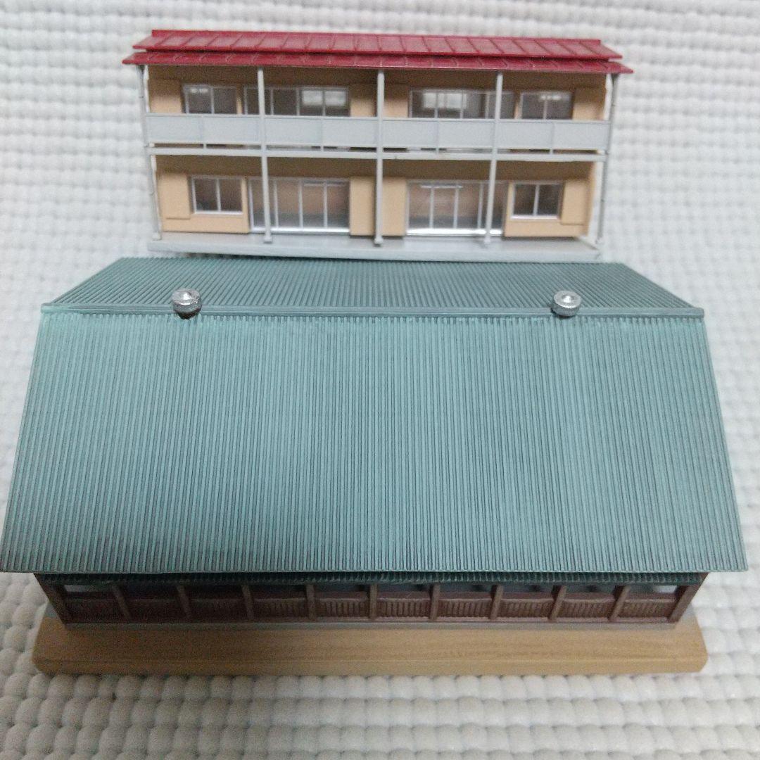 建物16軒 Nゲージ〈商店/住宅/劇場/バー/カフェ/牧場/他〉昭和の街並み