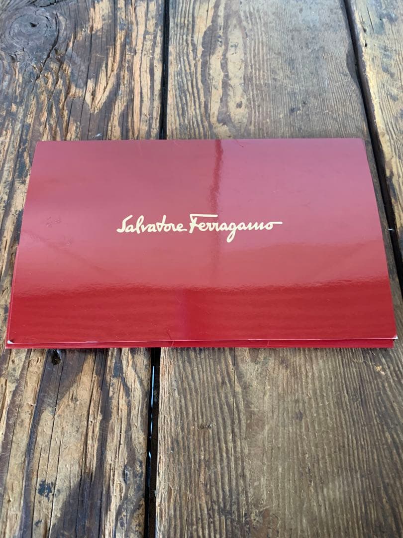 未使用品　サルヴァトーレフェラガモ 豹大判ストールスカーフ　長方形