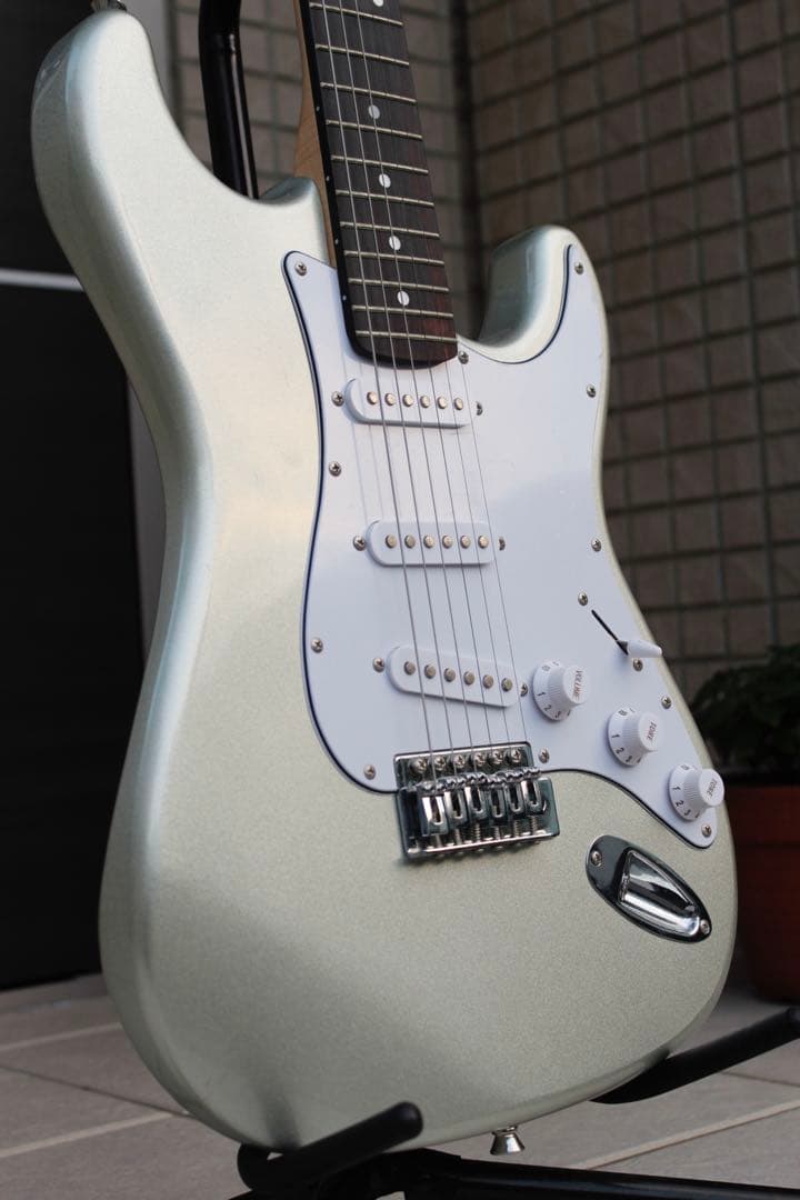 ほぼ未使用【PHOTOGENIC|ストラトキャスター・タイプ】