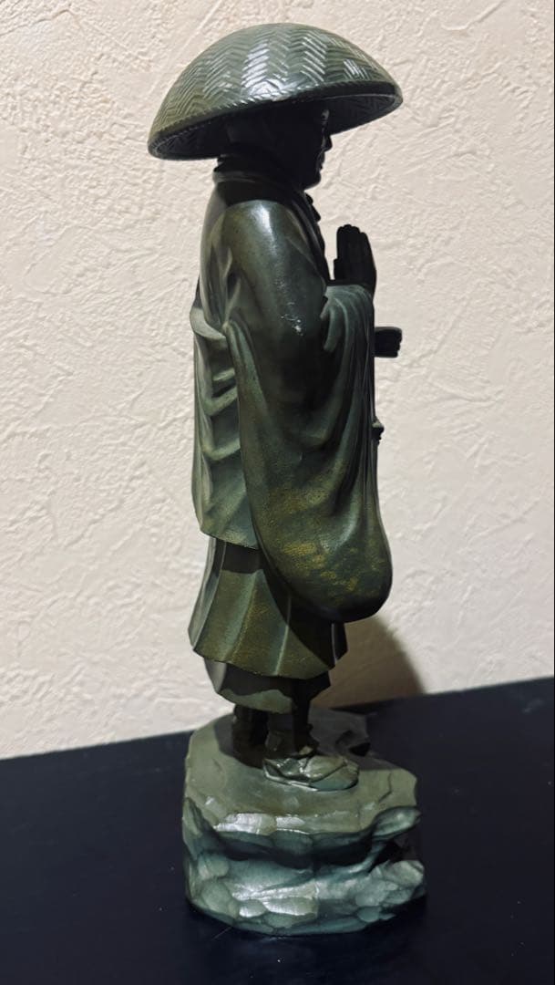 仏教美術　親鸞聖人像　古美術品　　金属製　置物　約25cm 浄土真宗　ブロンズ