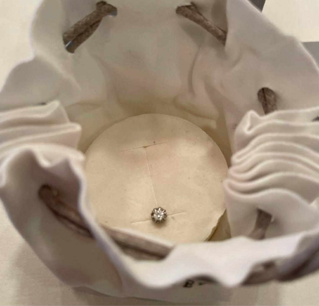 スタージュエリー　プラチナ1粒ピアス　片耳