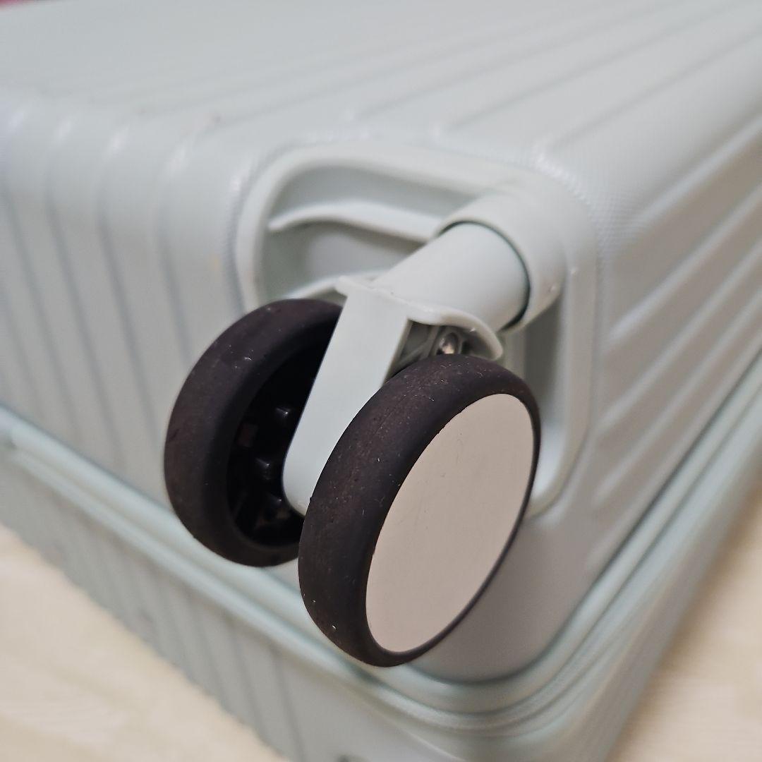 キャリーバッグ　Lサイズ　グリーングレー 大容量 静音 超軽量