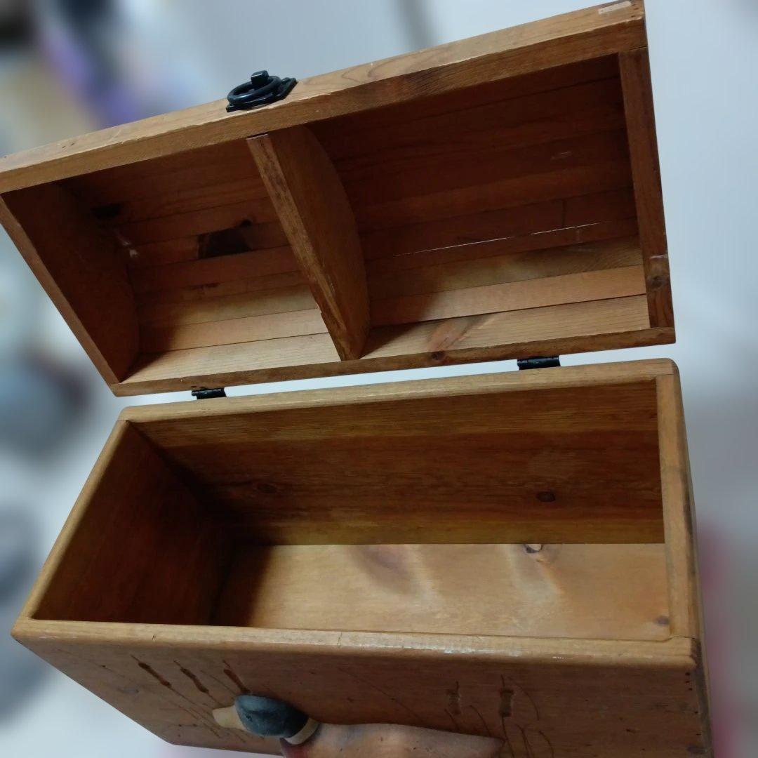 デコイ木製ボックス　年代物　木箱　おもちゃ箱　カントリー　道具入れ