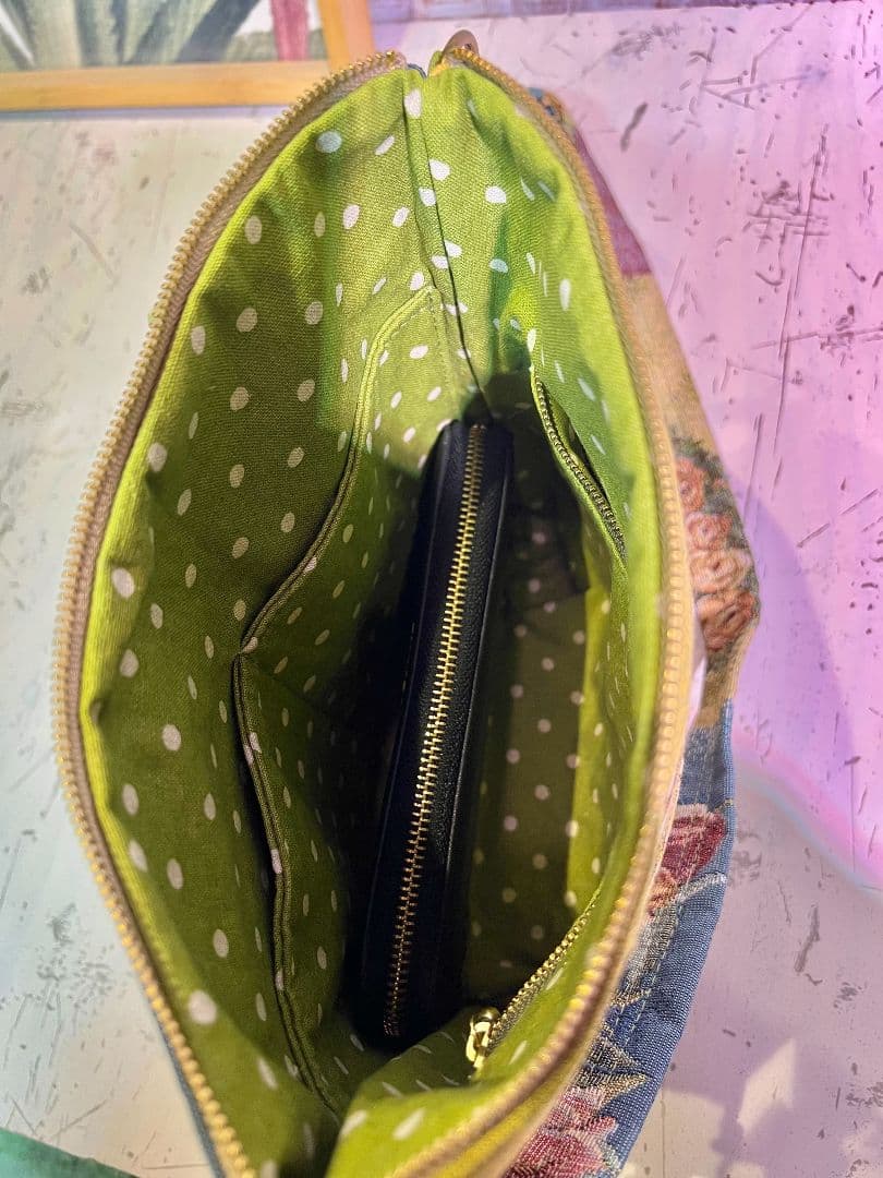 j*a様 オランダゴブラン♡刺繍のショルダーバッグ♡猫ちゃん♡