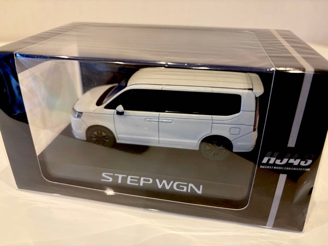 ステップワゴン　スパーダ　白　ミニカー　新品　1/43 ホンダ　STEPWGN