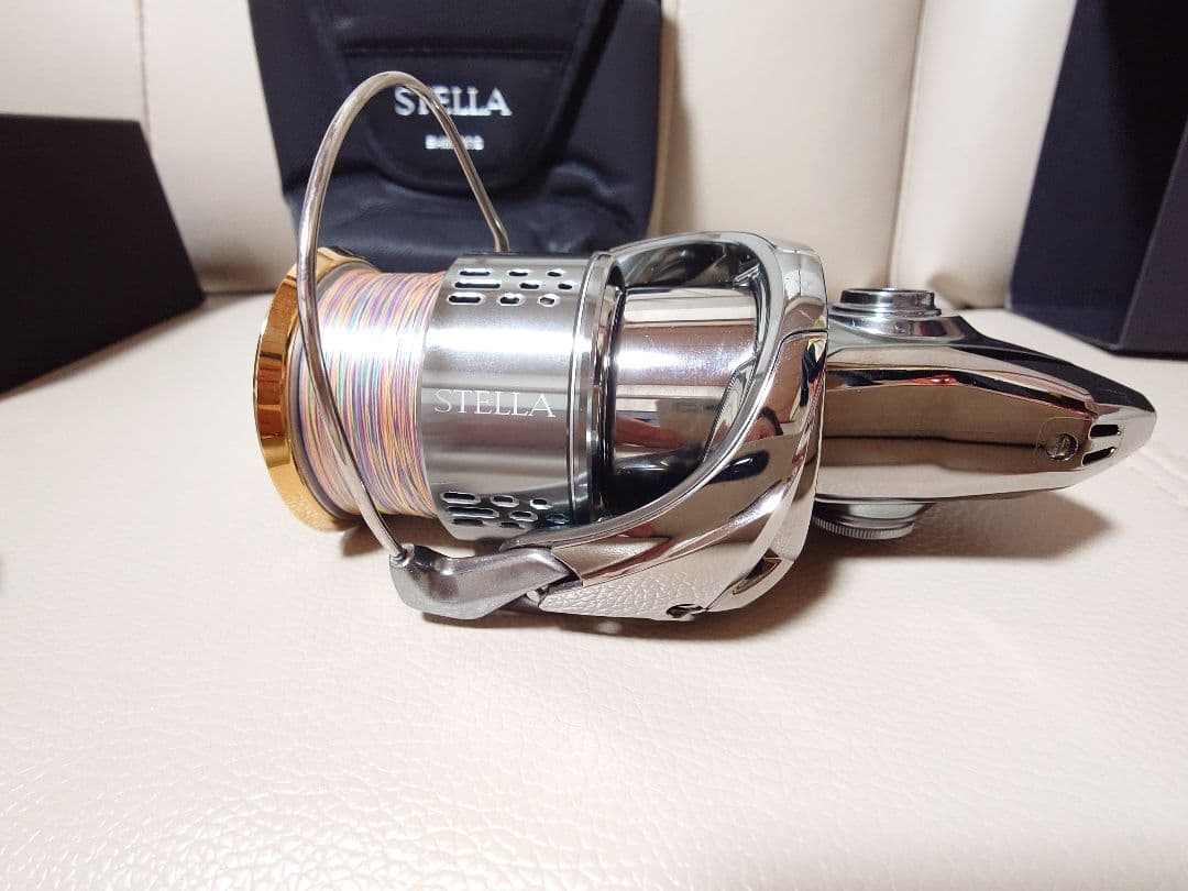 【9 9ちゃん様】シマノ　18ステラ　C3000XG