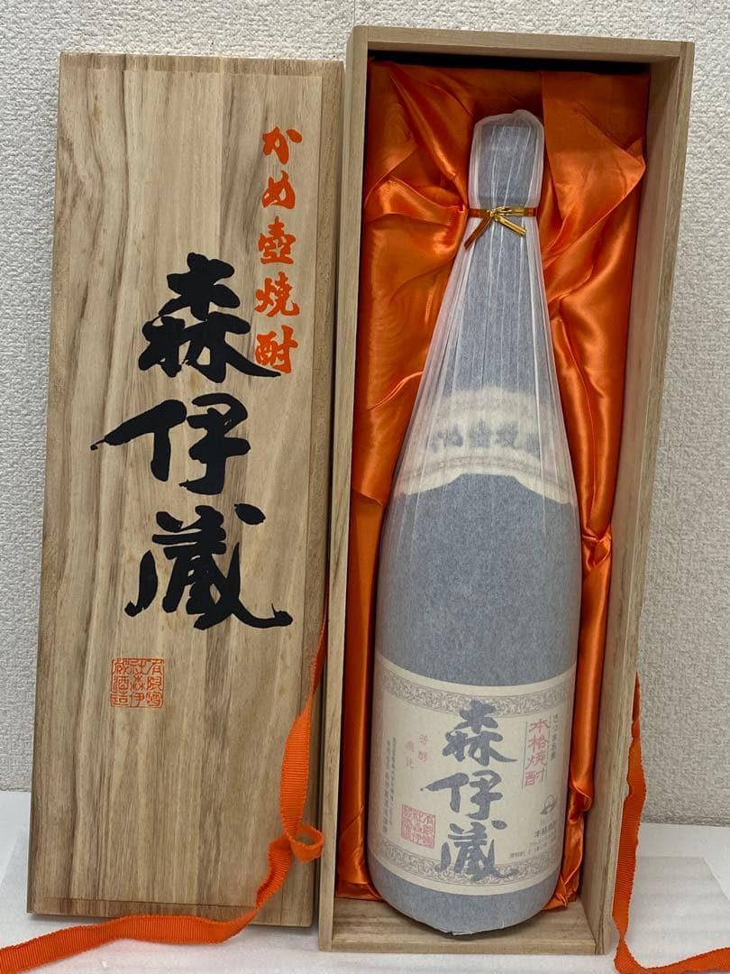 【ヒメハル 】3-2413 かめ壺焼酎　森伊蔵　1,800ml 共箱付き