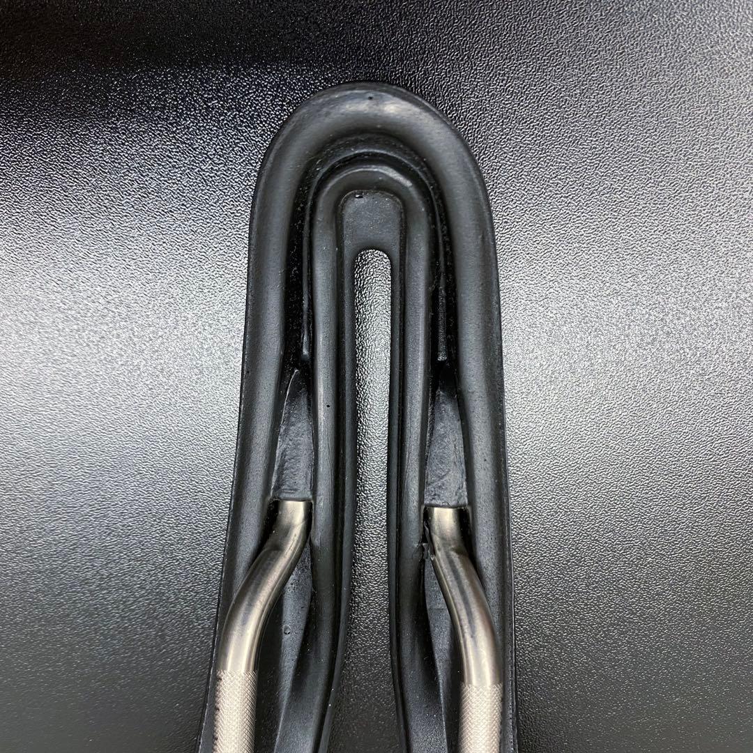 SELLE SMP HELLブラックサドル