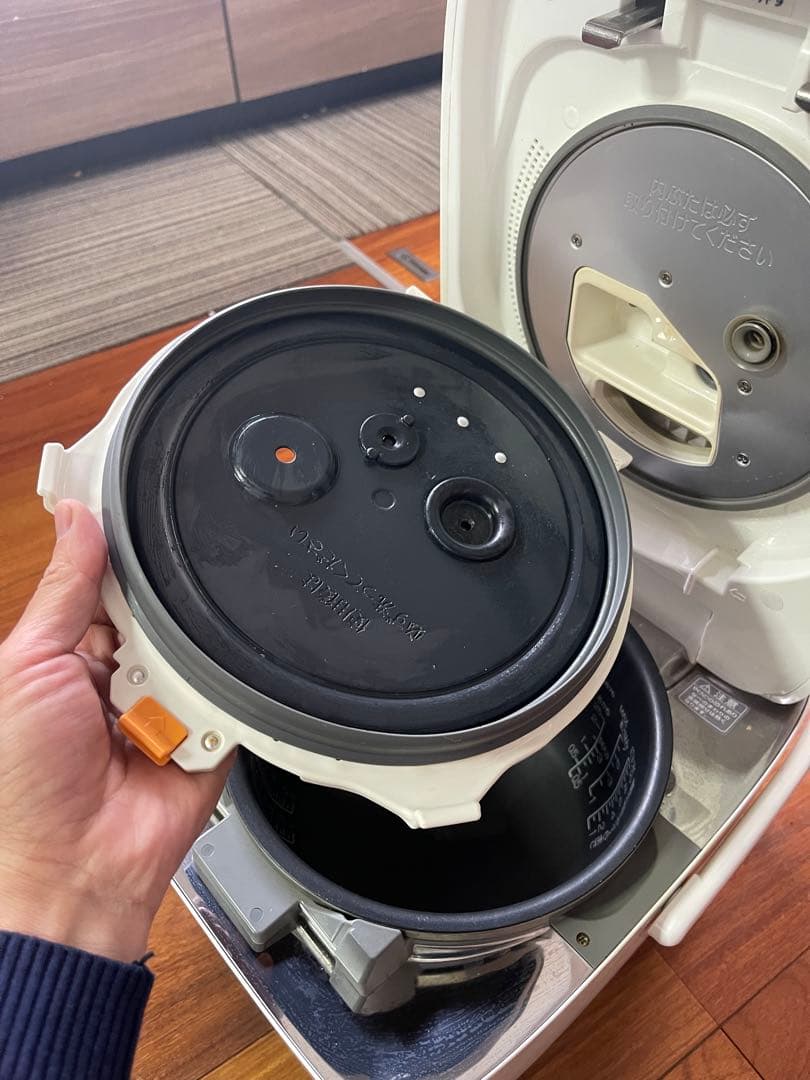 圧力IH炊飯器 NW-LA18