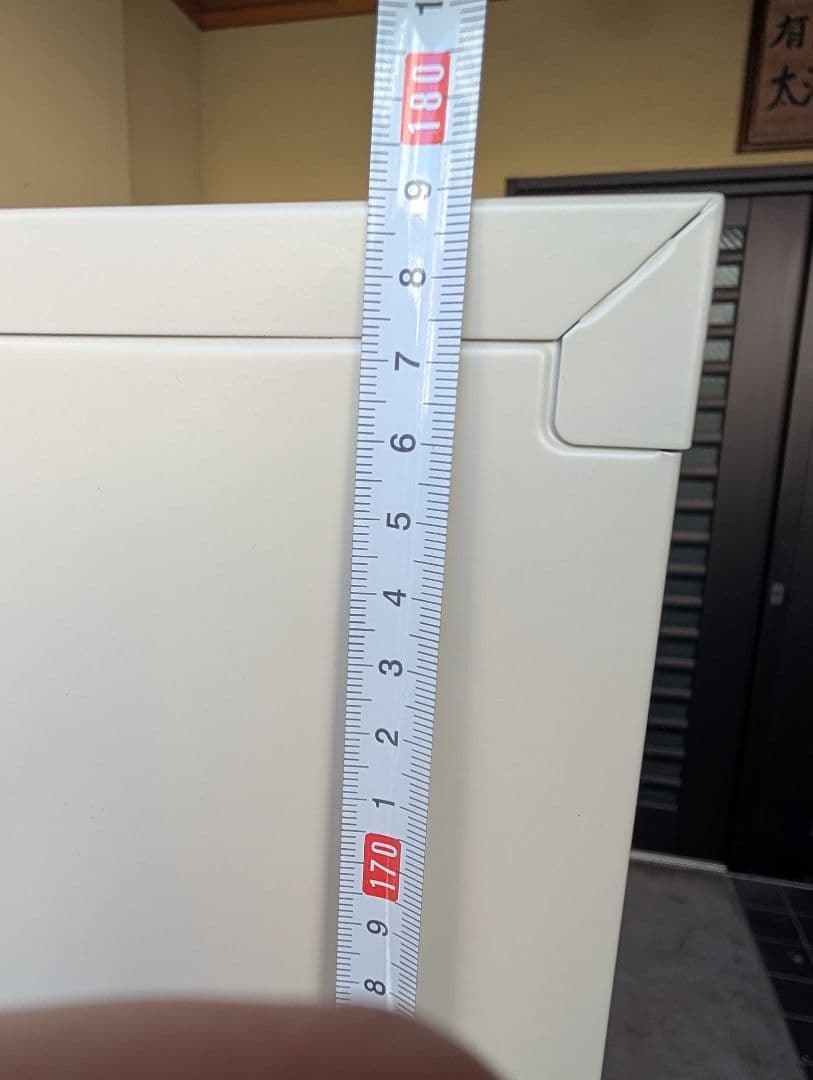 【美品中古】オフィスロッカー 8扉/棚付き/キー全て有※一部地域配送無料