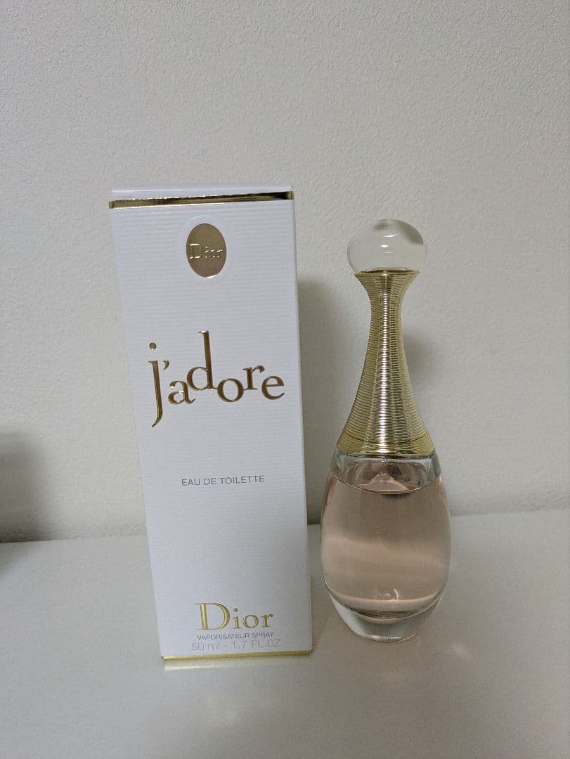 ディオール ジャドール オー ルミエール オードゥ トワレ 50ml 香水