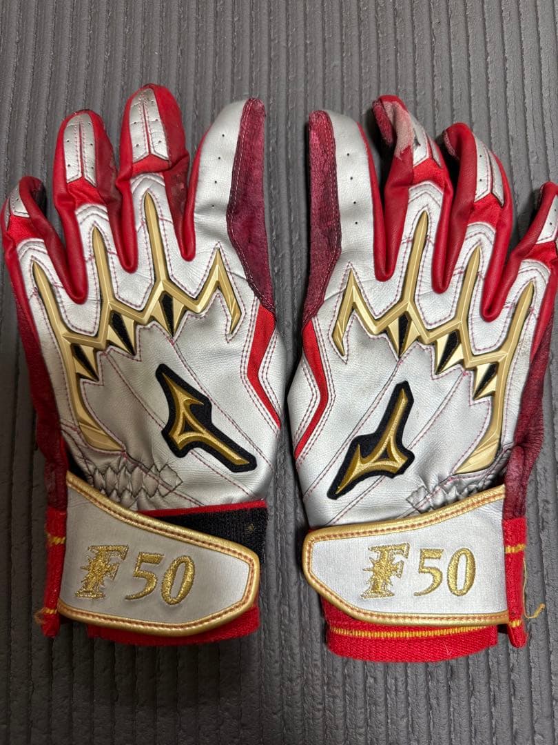 【実使用】五十幡亮汰選手 FIGHTERS バッティンググローブ 早い者勝ち‼️