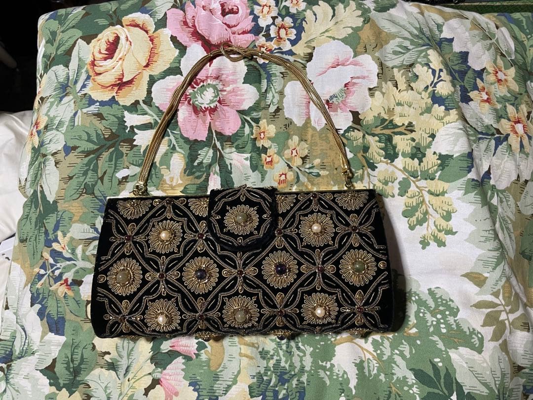 ビンテージビーズ　クラッチバッグ