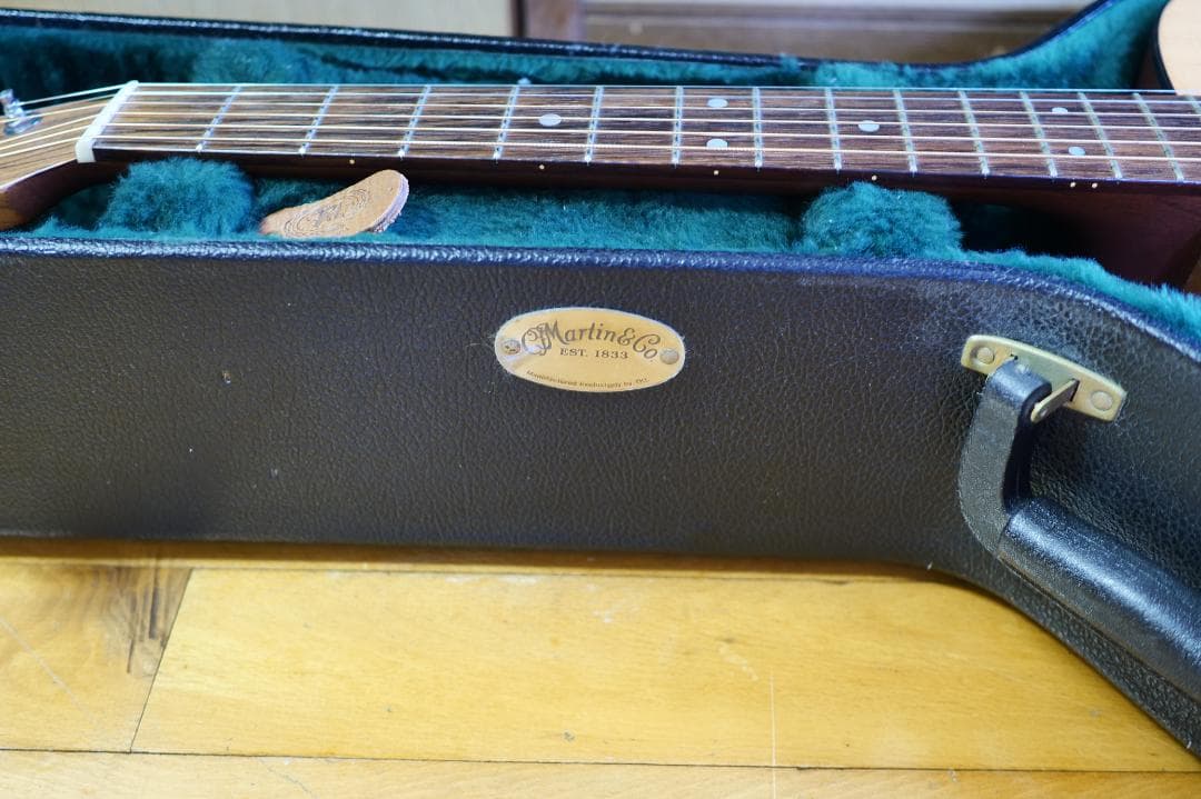 Martin D-1 アコースティックギター ハードケース付き