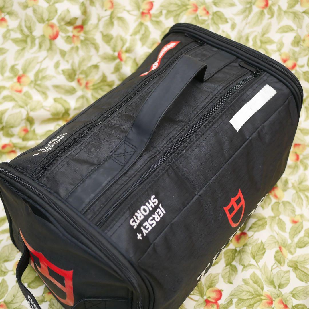 選手支給品 Tudor プロサイクリングチーム 非売品 レースレインバッグ