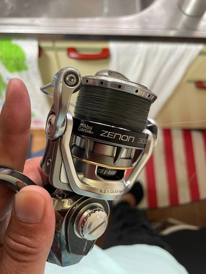 アブガルシア　ゼノンAbu Garcia ZENON 3000SH 2500