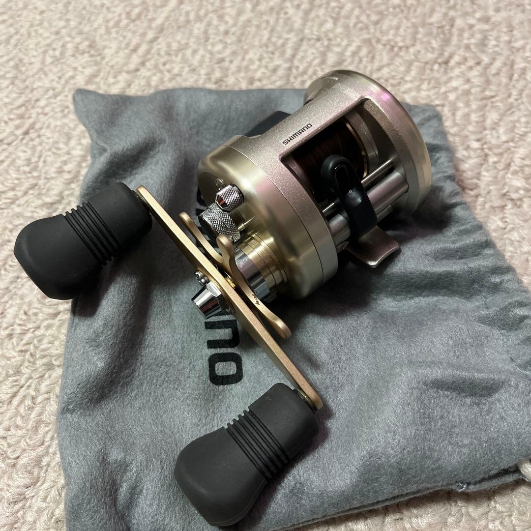 シマノ AXIS 100 RH452 美品 ベイトリール 海外モデル 回転良好