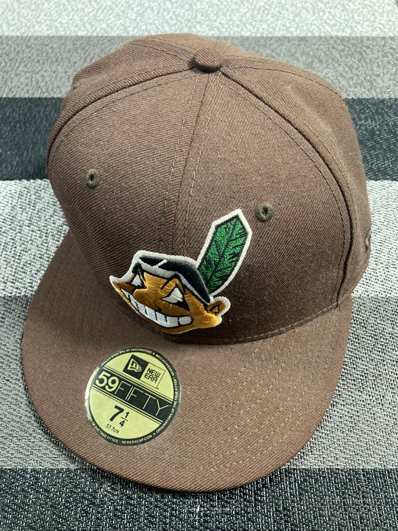 NEW ERA インディアンス　ブラウン 59FIFTY ベースボールキャップ