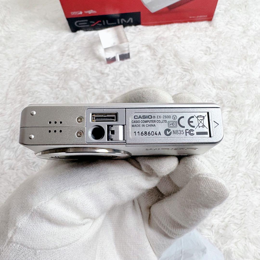CASIO EXILIM EX-Z600 コンデジ 600万画素 動作品
