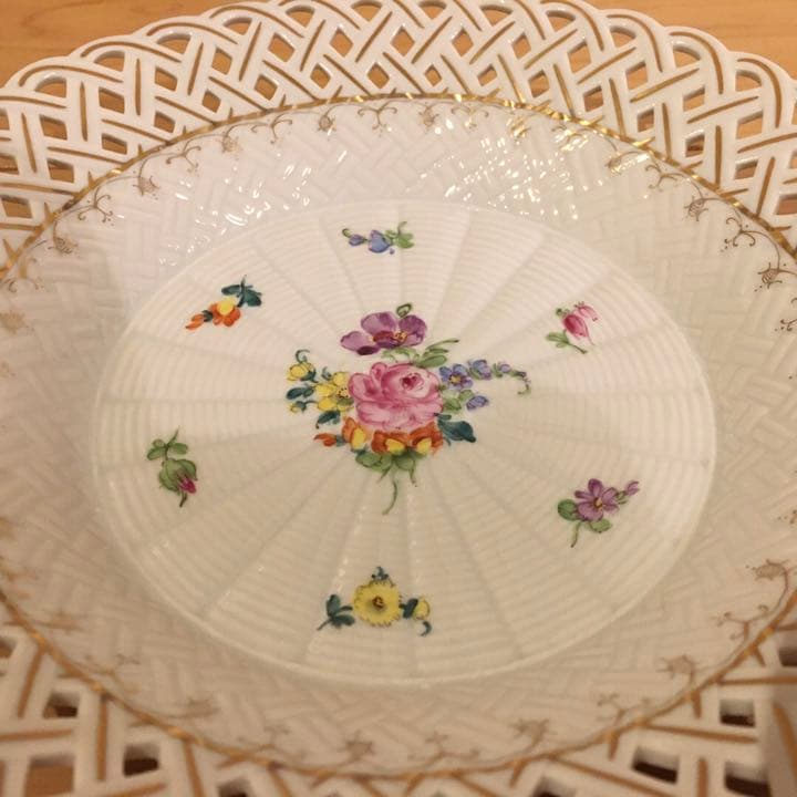 Dresden  ドレスデン　金彩レース飾り皿  ドイツ アンティーク