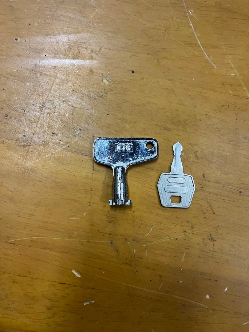 パチスロ実機 ルパン三世 the 3rd 銭形 不二子 不要機 鍵付き