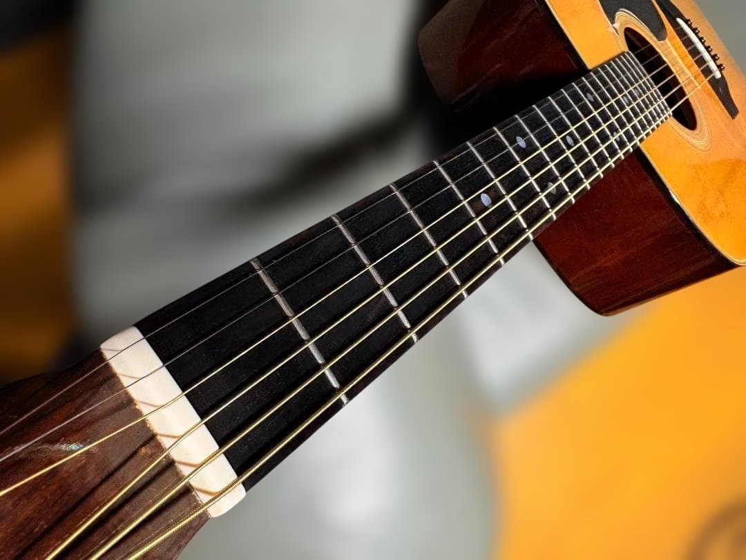 ★CFマーティンD18テイスト・キャッツアイ CE-150 鳴りの逸品・超美品★