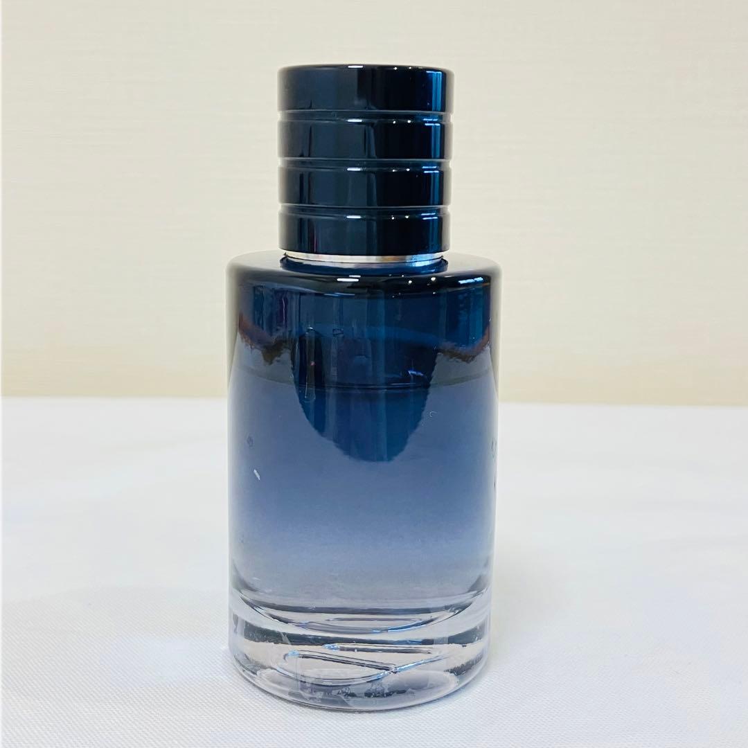 SAUVAGE ディオール ソヴァージュ オードトワレ　香水　60ml