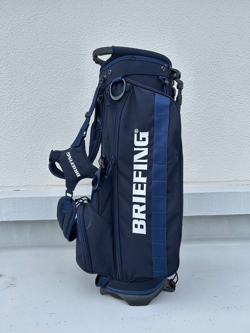 BRIEFING ネイビー キャディバッグ　ヘッドカバー未使用