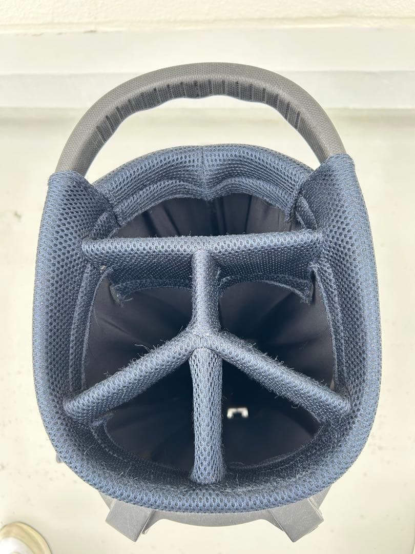 BRIEFING ネイビー キャディバッグ　ヘッドカバー未使用