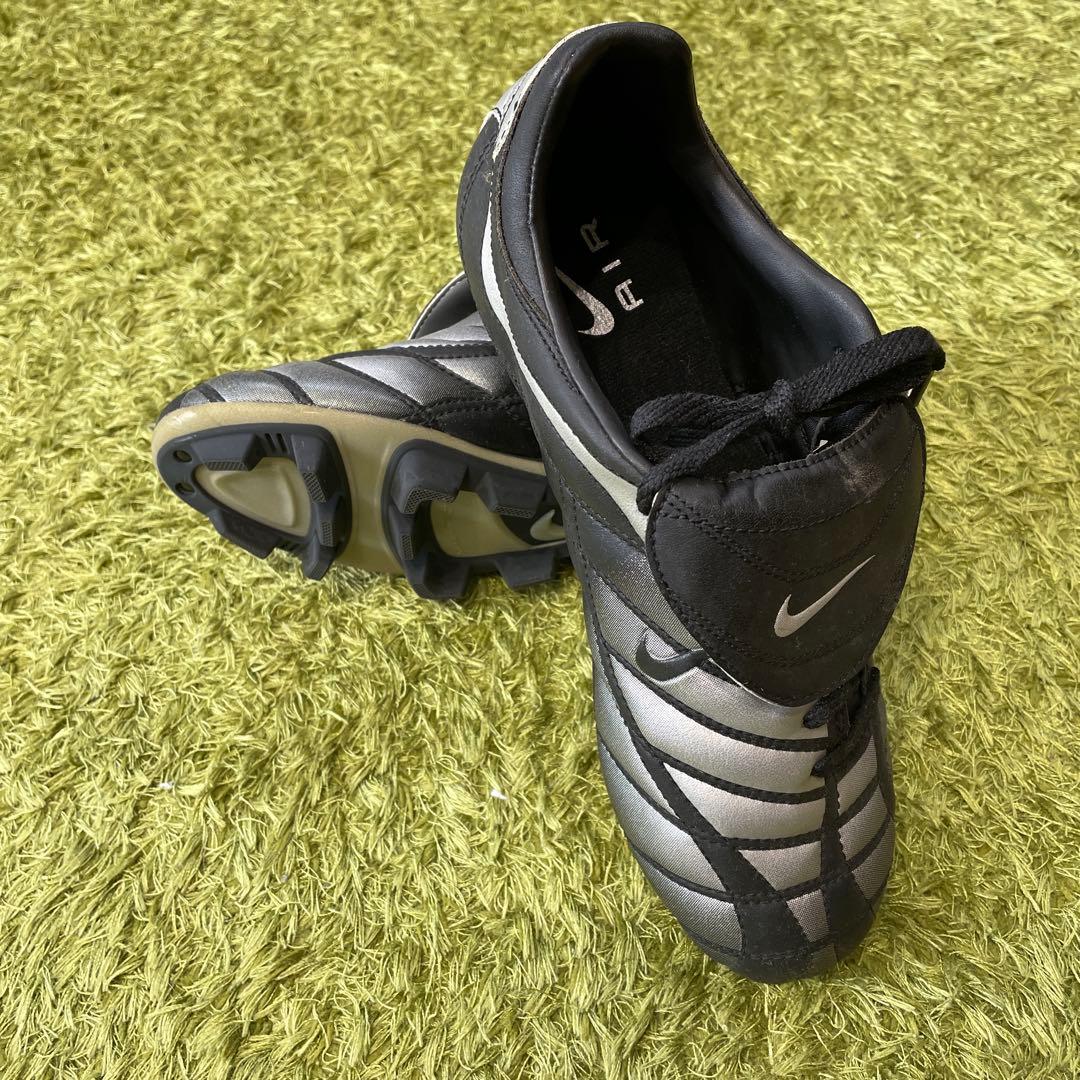 ナイキ　エアズームトータル90 【HG】　25.0cm