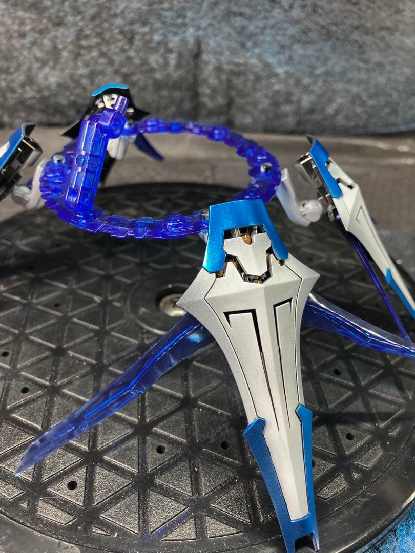 HGリバーシブルガンダム　塗装改造品