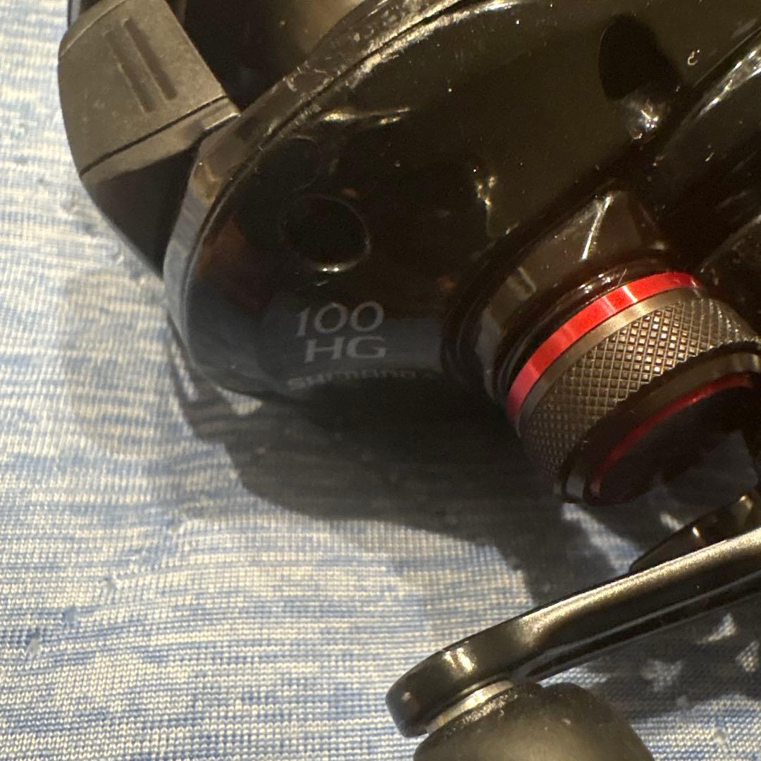 17スコーピオンDC 100HG シマノ　リール