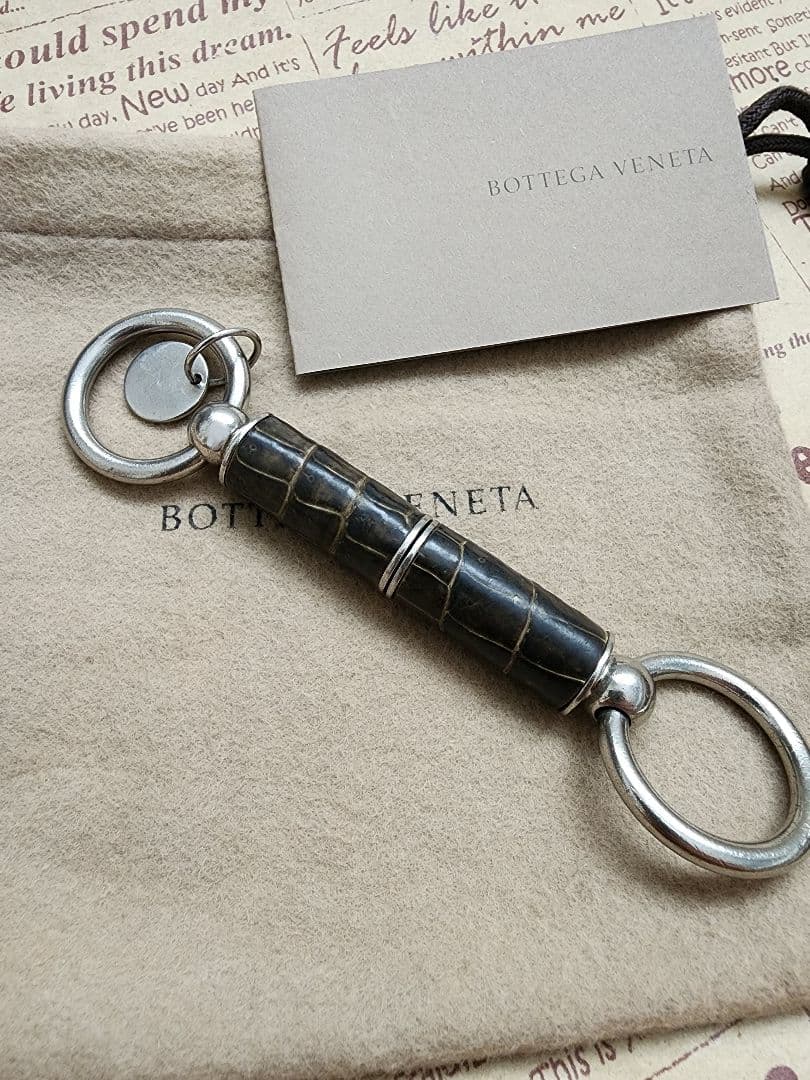 綺麗 ボッテガヴェネタ　編み込み 　 キーリング 　キーホルダー クロコダイル